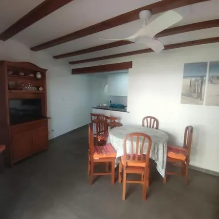 Bajo En Primera Línea De Playa * Dénia