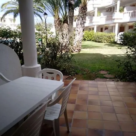 Apartamento Bajo En Primera Línea De Playa