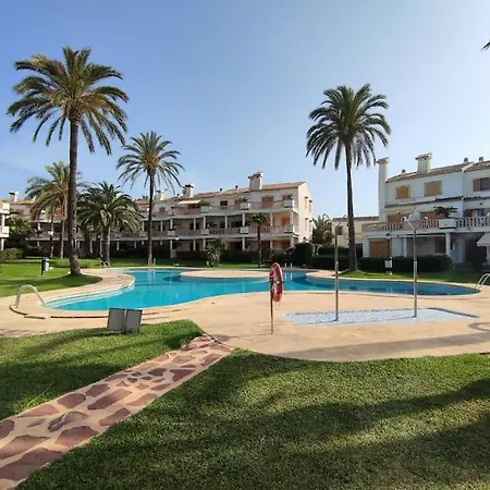 Apartamento Bajo En Primera Línea De Playa *