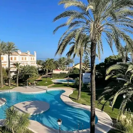Bajo En Primera Linea De Playa Apartment *