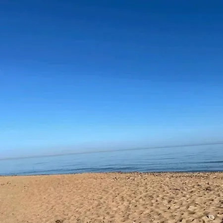 Bajo En Primera Linea De Playa Lägenhet *